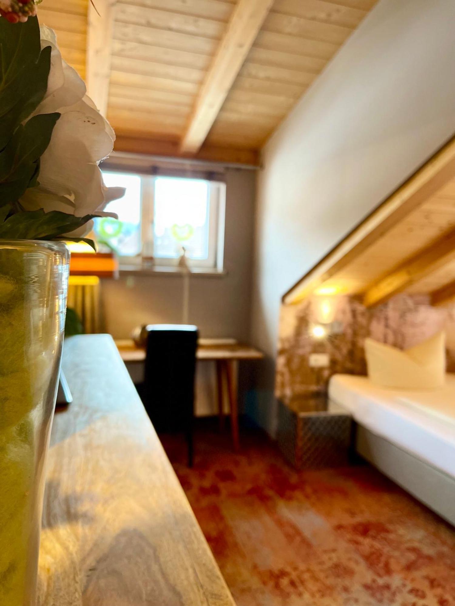 Vintage Hotel Charivari- Sommer Hoernerbahnen Kostenlos Mit Restaurant Больстерланг Экстерьер фото