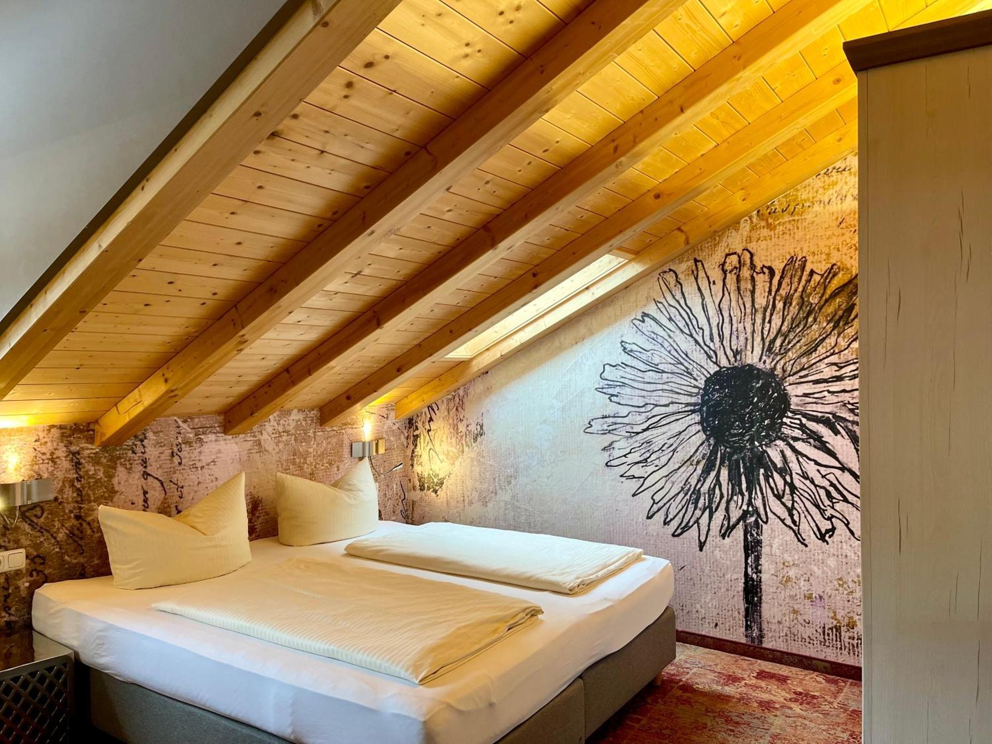 Vintage Hotel Charivari- Sommer Hoernerbahnen Kostenlos Mit Restaurant Больстерланг Экстерьер фото