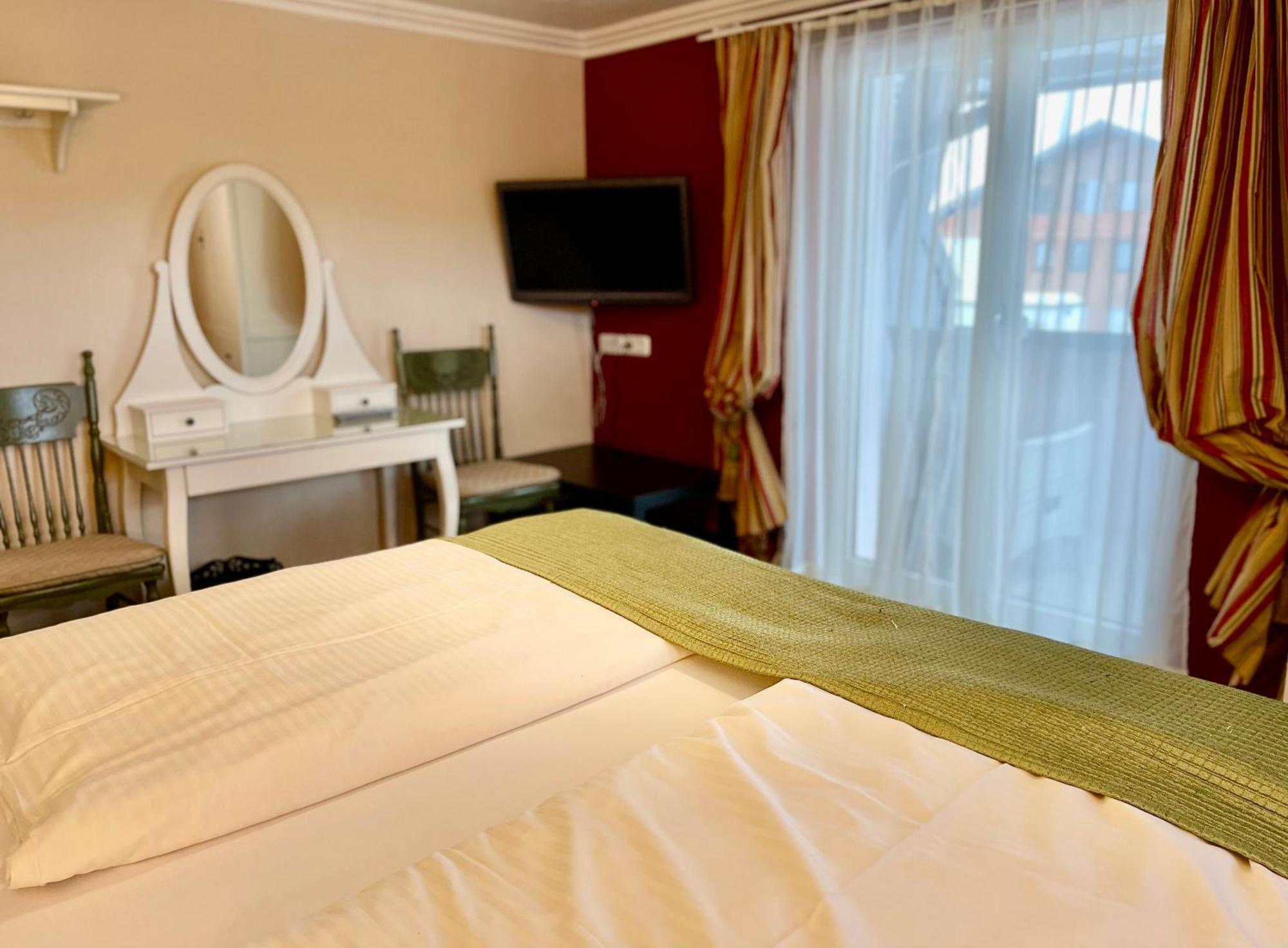 Vintage Hotel Charivari- Sommer Hoernerbahnen Kostenlos Mit Restaurant Больстерланг Экстерьер фото