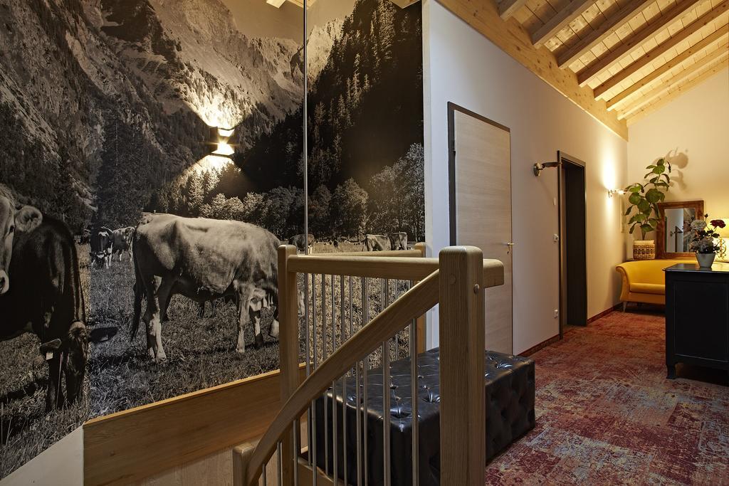Vintage Hotel Charivari- Sommer Hoernerbahnen Kostenlos Mit Restaurant Больстерланг Экстерьер фото